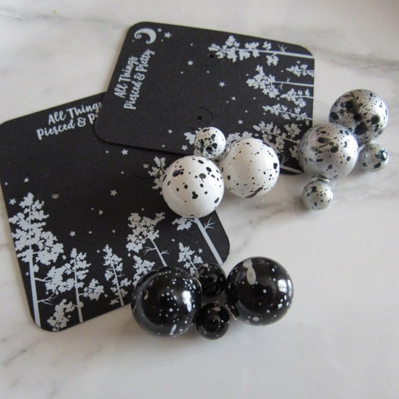 3 Speckled Double Sided Front Back Stud Earrings - Picture 8 of 8